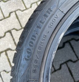 245/45 R18 Zimne Goodyear - 2