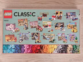 Lego Classic 11021 90 rokov hier (90 Years of Play) - 2