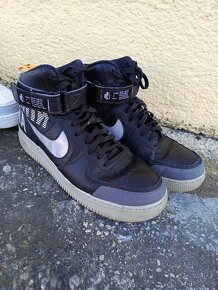 Nike Air Force 1 Under Construction - 2