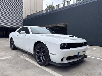 Predám Dodge Challenger 5.7 Hemi V8 2019 - 2