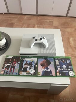 Xbox One S - 2