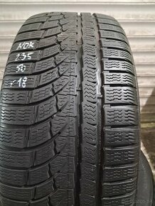 Nokian zimné 235/50/R18 - 2