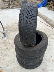 Predám zimné pneumatiky 205/55r16 - 2