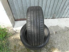 235/55 R18 - 2