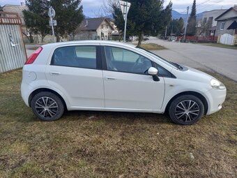 Fiat grande punto - 2