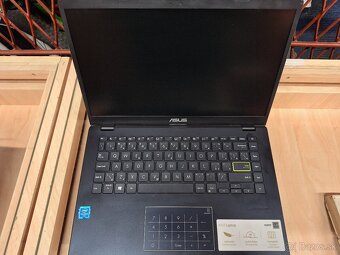 ASUS E410MA-EK005TS - 2