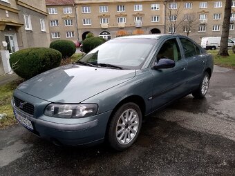 Volvo S60 benzín Manuál - 2