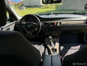 Predám BMW E90 320i na náhradné diely - 2