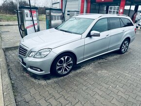 Mercedes E trieda 220 CDI Blue Avantgarde A/T - 2