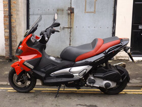 Kupim skuter Aprilia SR Max / Gilera Nexus na diely - 2