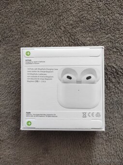 Air pods 3 - 2