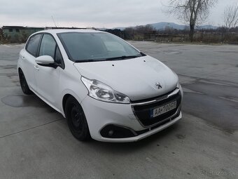 Peugeot 208 - 2