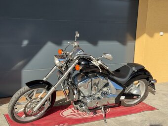 Honda 1300 VT Fury - 2