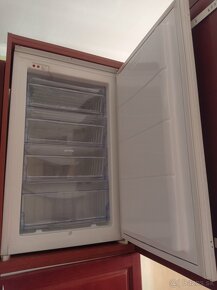 Chladnička s mrazničkou - vstavané - 2