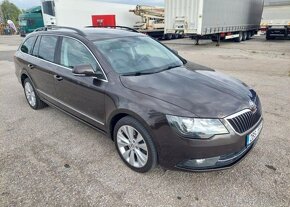 Škoda Superb 2.0 TDI Elegance nafta 103 kw - 2