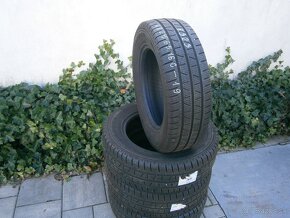 Predám 4x zimné pneu Pirelli 215/65 R16C 109/107R - 2