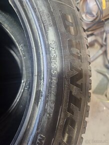 Zimne pneumatiky 225/55 r17 dunlop - 2