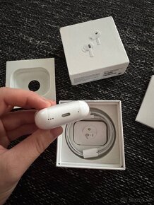 Apple AirPods 2 - 2