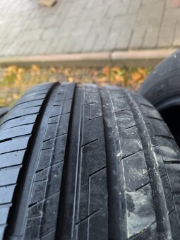 Predám letné pneu 215/55r16 - 2