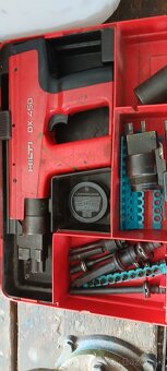 Predam Hilti DX 450 + klince - 2