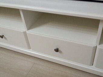 komoda Ikea LIatorp - 2