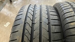 Letné pneu Goodyear 235/50 R18 - 2