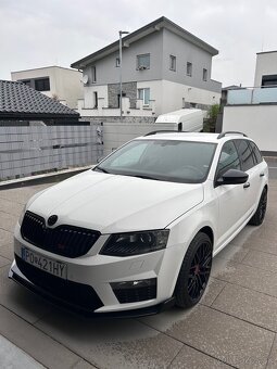 Skoda Octavia 3 RS 2.0TSI - 2