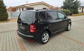 Volkswagen Touran Facelift 1.9TDi 77Kw R.v.:6/2009 DSG 6R - 2