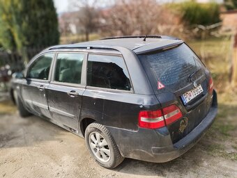 Fiat Stilo wagon 1.6 benzín - 2