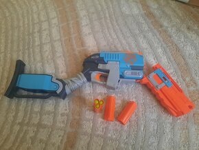 Nerf Zombie Strike SledgeFire - 2