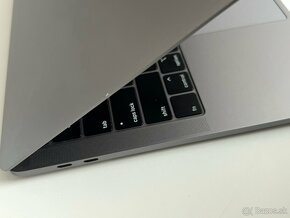 MacBook Pro 13-palcový (2019) 16GB / 512GB Silver - 2