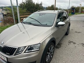 Skoda octavia scaut 2.0 tdi 4/4 DSG - 2