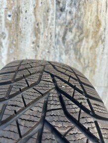 Zimné pneumatiky 185/60 R15 - 2