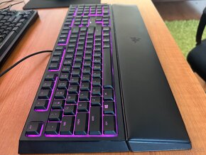 Razer Ornata V2 - 2