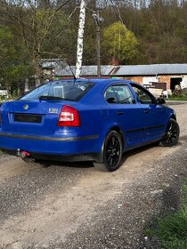 Rozpredam Škoda Octavia 2 1.9 TDi 77kw sedan pred facelift . - 2