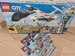 Velke lego city 60210 letecka policajna zakladna - 2