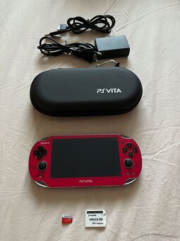 PS Vita, hacknuta s 256 GB kartou plnou hier - 2