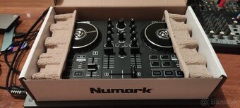 Numark party mix 2 - 2