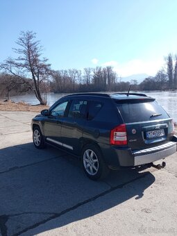 Jeep Compass - 2