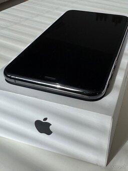 iPhone Xs Max, Space Gray, 64GB - 2