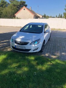 Opel Astra J - 2