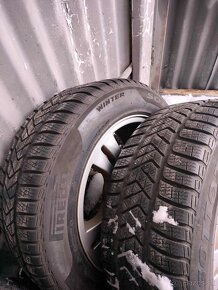 Zimné 4ks alu disky orig. BMW 5x120 R17 235/55 R17 6-7mm - 2