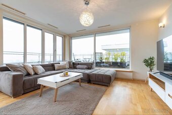 PENTHOUSE - LUXUSNÝ 4 IZB BYT s TERASOU - BOROVICOVÝ HÁJ - 2