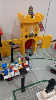 Stare Lego 1592 town square castle z roku 1980 - 2