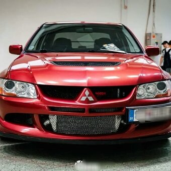 Mitsubishi Lancer Evo 8 - 2