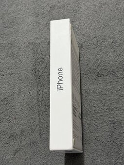 Predám Apple iPhone 16 256GB Black Nový Zabalený nepoužívaný - 2