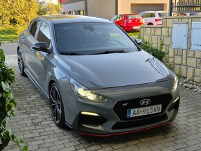 Hyundai i30N Performance fastback, 275 koní, r.2019 - 2