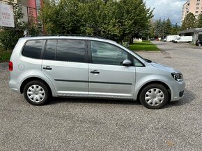 Volkswagen Touran 1.6 TDI BlueMotion Technology Comfortline - 2