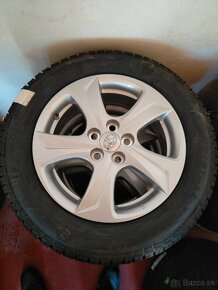 15" TOYOTA YARIS + TPMS zimné pneu,originál. - 2