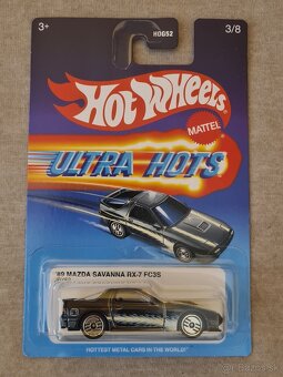 Hot Wheels ultra hots - 2